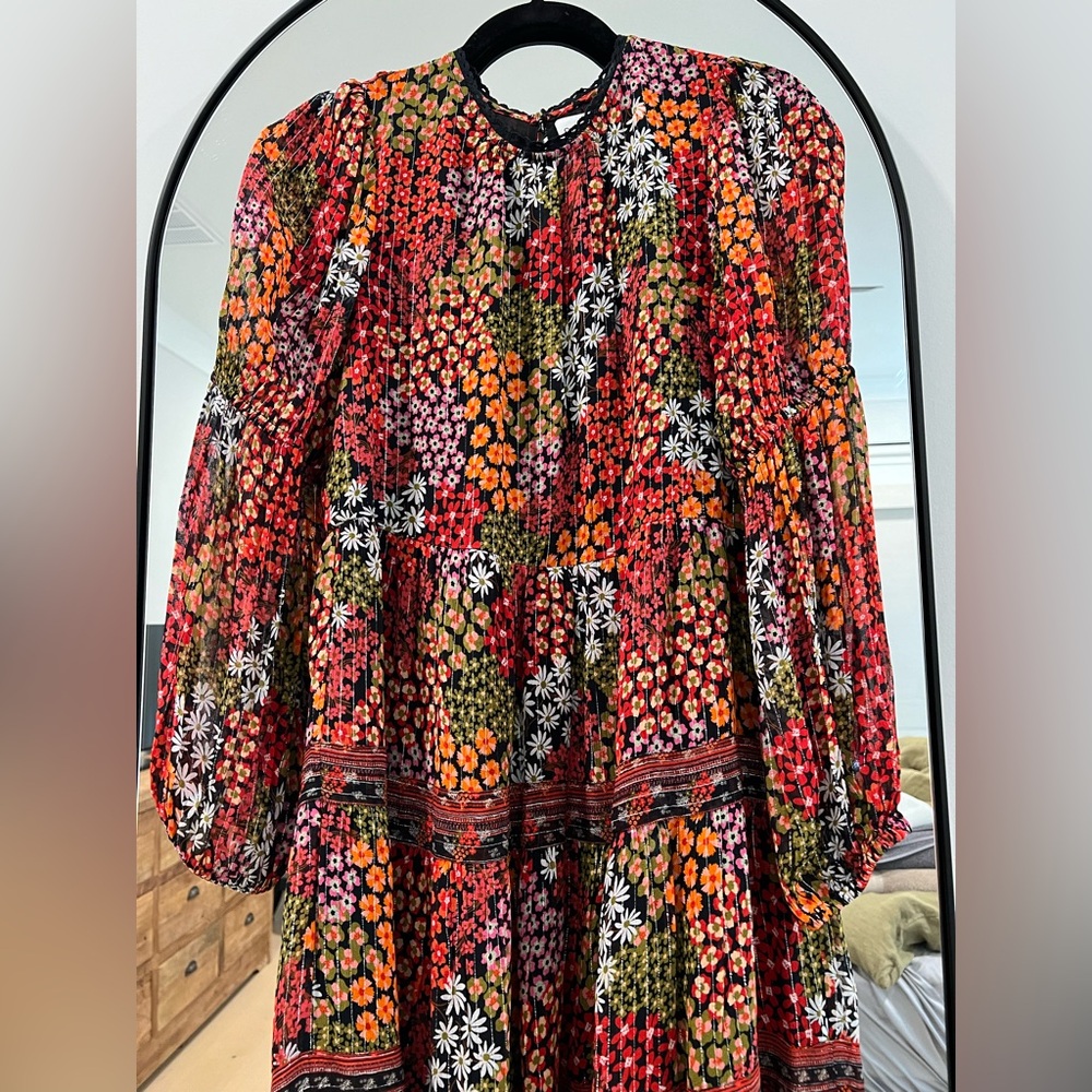 SAYLOR Floral Talley Dress Sz Small